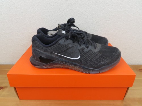 Nike metcon shoes - 3, size